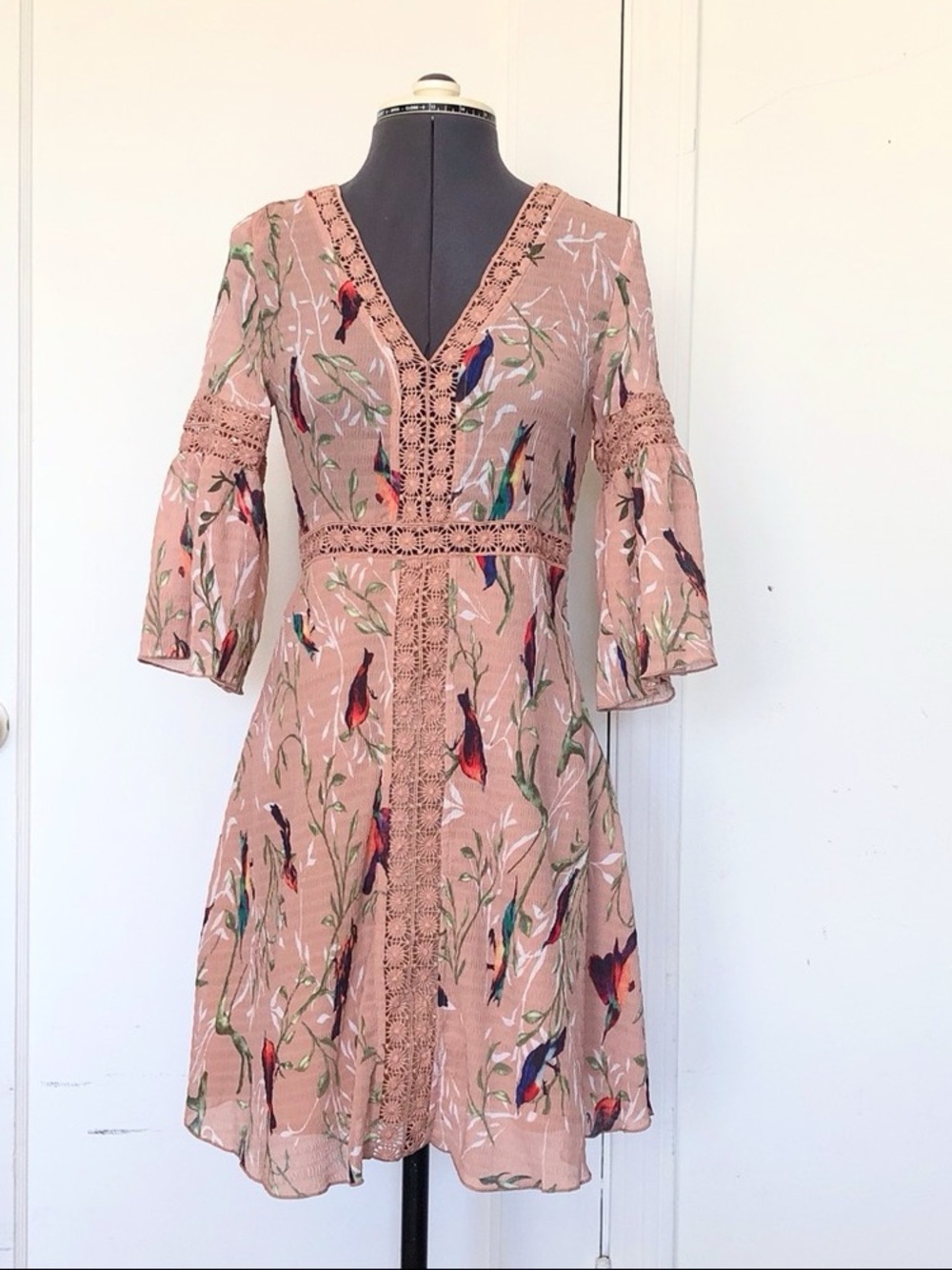 Boho Floral Bird Print V-Neck Dress in Blush Pink